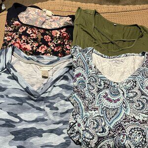 4-- 3/4 Sleeved Rayon/Spandex Tops-- Size-- XL